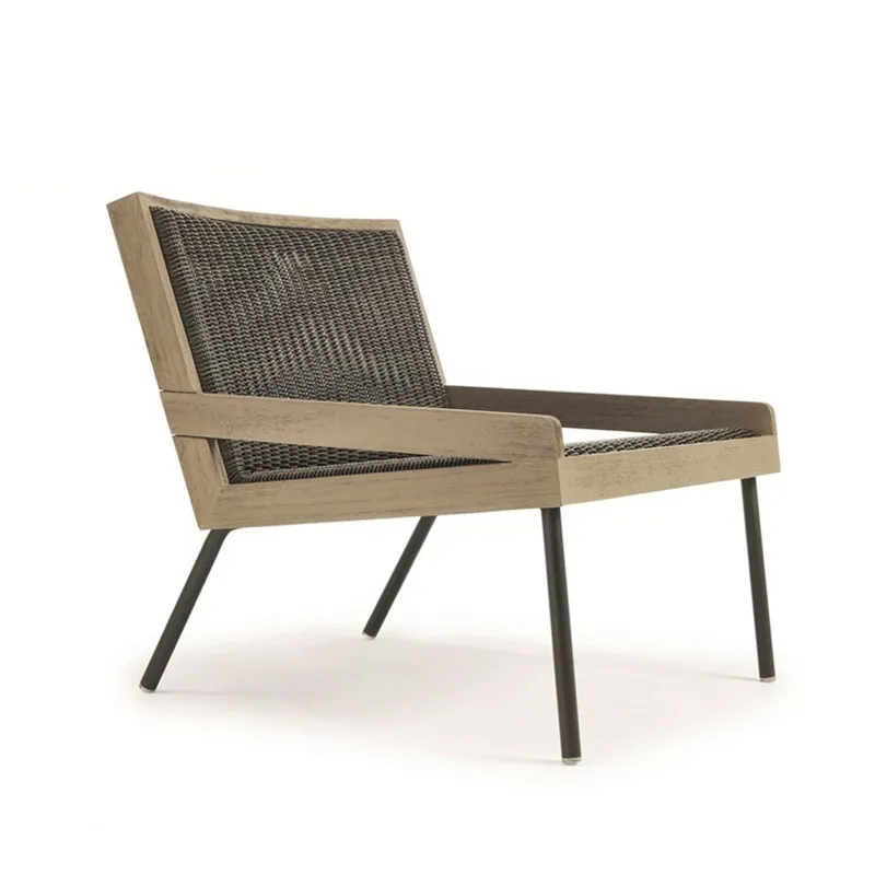 Single outdoor rattan lounge chair